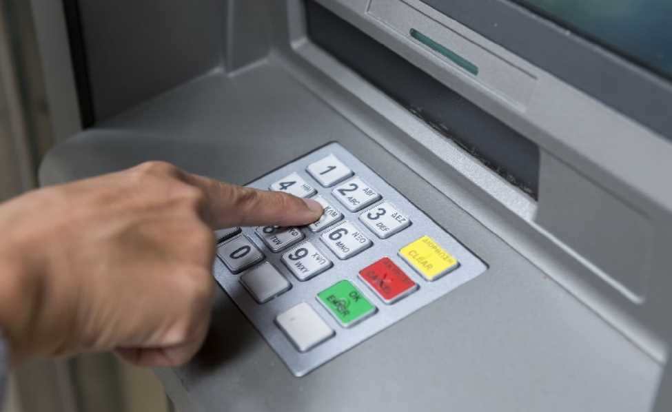 La Caja Fiscal paga el lunes 24 haberes del mes a jubilados y pensionados